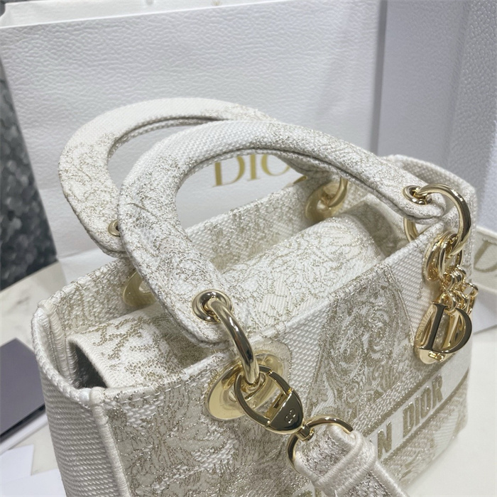 DIOR 디올 레이디 M0565 2024/신상