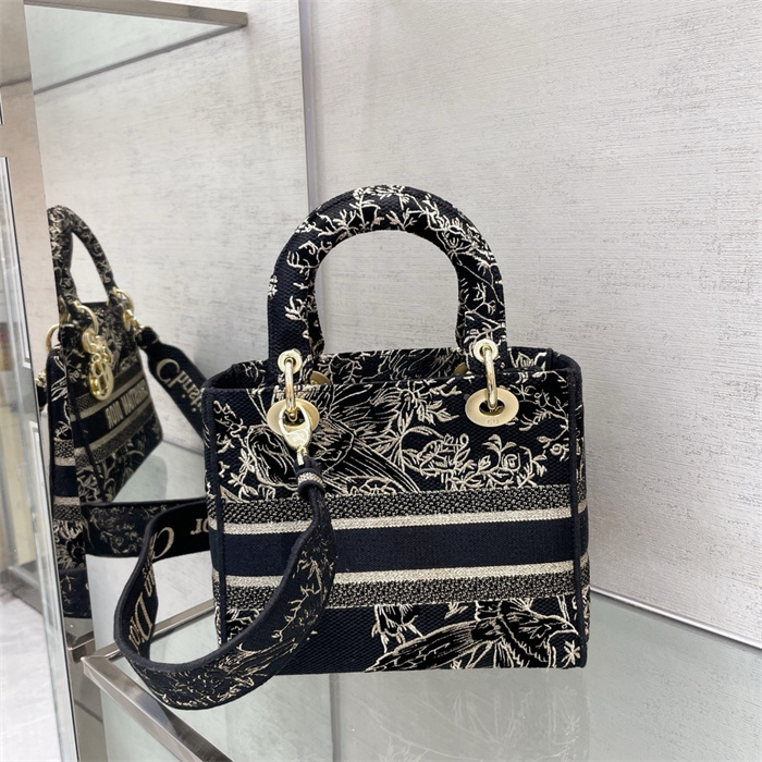 DIOR 디올 레이디 M0565 2024/신상