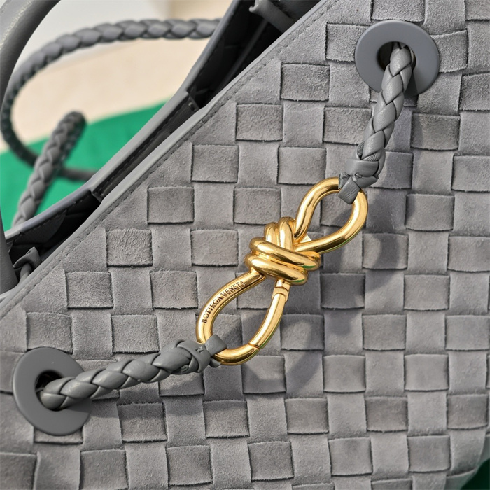 BOTTEGA VENETA 보테가베네타 안디아모 스몰 토트백 74631 2024/신상 4COLOR