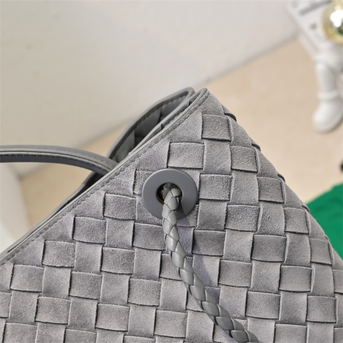 BOTTEGA VENETA 보테가베네타 안디아모 미디엄 토트백 84630 2024/신상 4COLOR