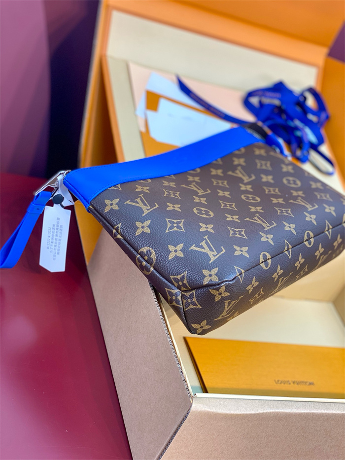 LOUIS VUITTON 루이비통 포쉐트 보야주 클러치백 M14057 2024/신상 2COLOR