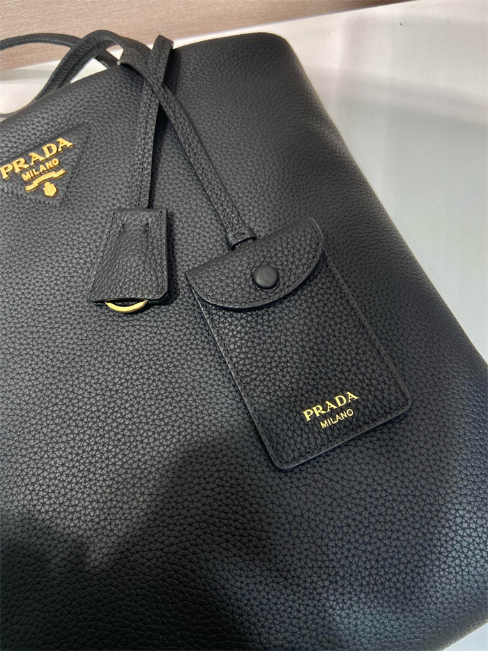 PRADA 프라다 라이트 그레인드 가죽 토트백 1BG550 2024/신상