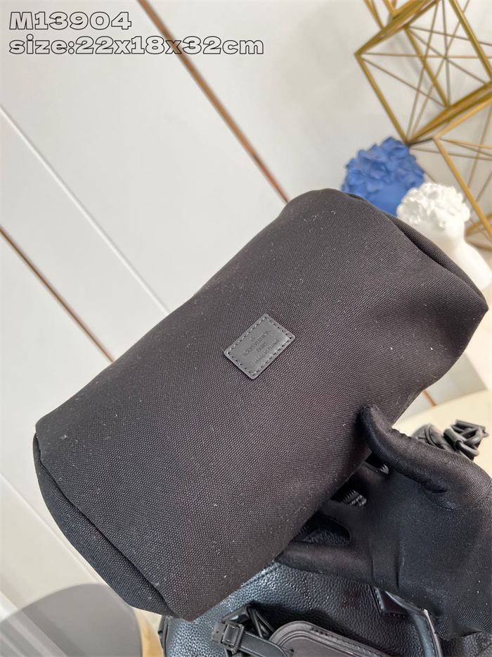 LOUIS VUITTON 루이비통 스피디 P9 반둘리에 30 M13904 2024/신상
