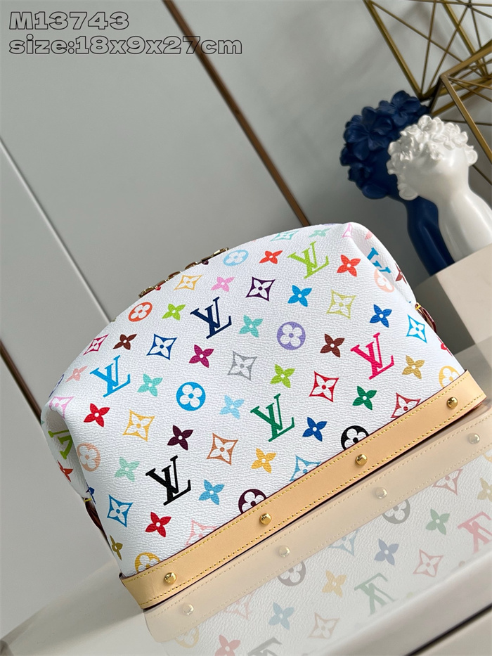 LOUIS VUITTON 루이비통 파우치백 M13743 2024/신상 2COLOR