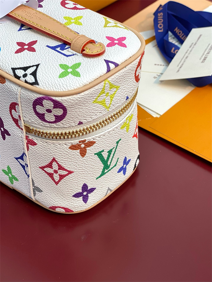 LOUIS VUITTON 루이비통 나이스 나노 파우치백 M14033 2024/신상