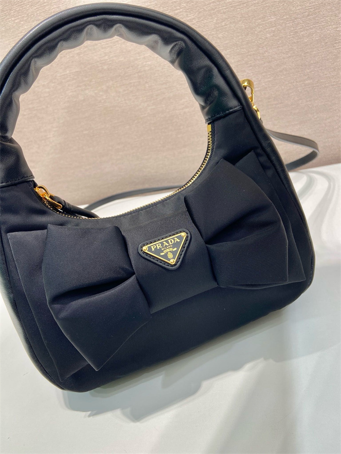 PRADA 프라다 리나일론 미니백 1BC241 2024/신상
