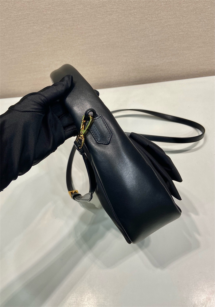 PRADA 프라다 리나일론 미니백 1BC241 2024/신상