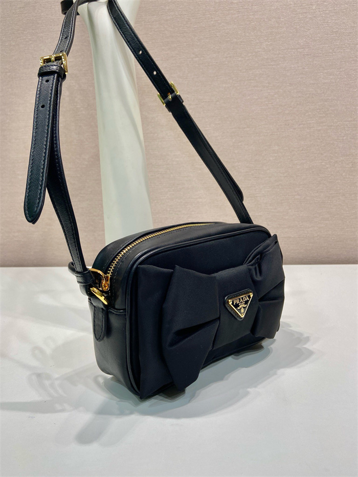 PRADA 프라다 리나일론 숄더백 1BC242 2024/신상