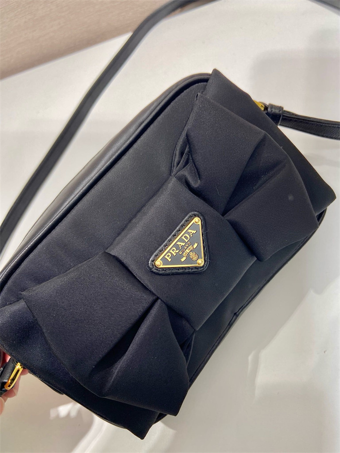 PRADA 프라다 리나일론 숄더백 1BC242 2024/신상
