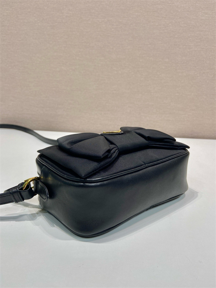 PRADA 프라다 리나일론 숄더백 1BC242 2024/신상