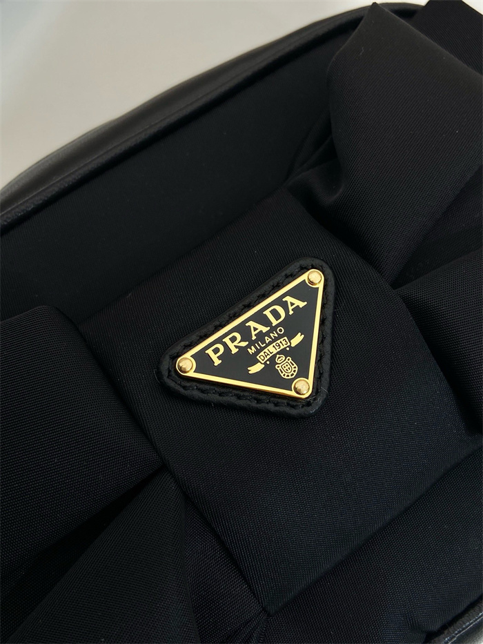 PRADA 프라다 리나일론 숄더백 1BC242 2024/신상