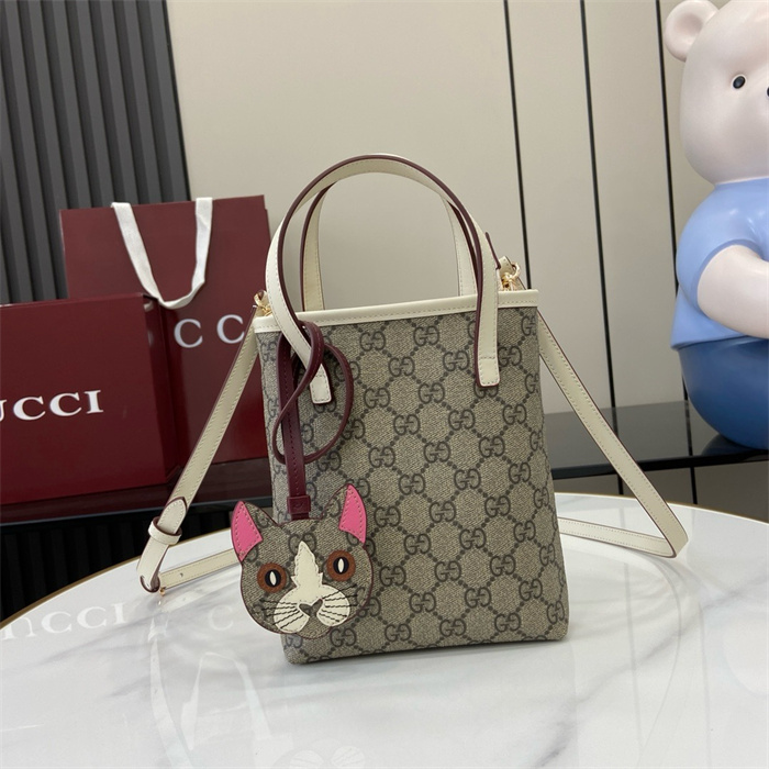 GUCCI 구찌 핸드폰백 831899 2024/신상 4COLOR