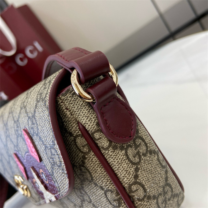 GUCCI 구찌 캣 GG 디테일 미니 숄더백 818764 2024/신상