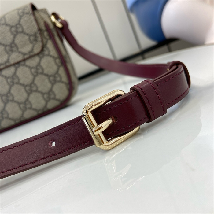 GUCCI 구찌 팬더 GG 디테일 미니 숄더백 818764 2024/신상