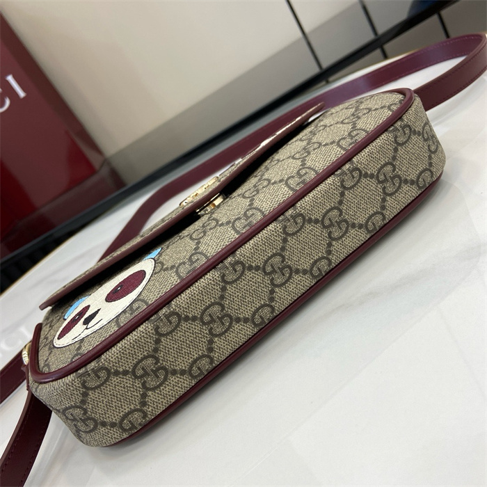 GUCCI 구찌 팬더 GG 디테일 미니 숄더백 818764 2024/신상