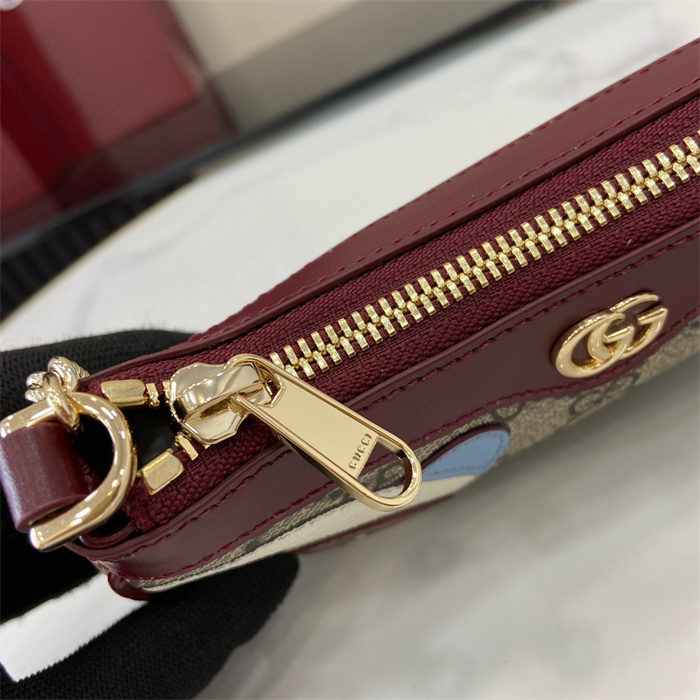 GUCCI 구찌 팬더 GG 디테일 미니백 818763 2024/신상
