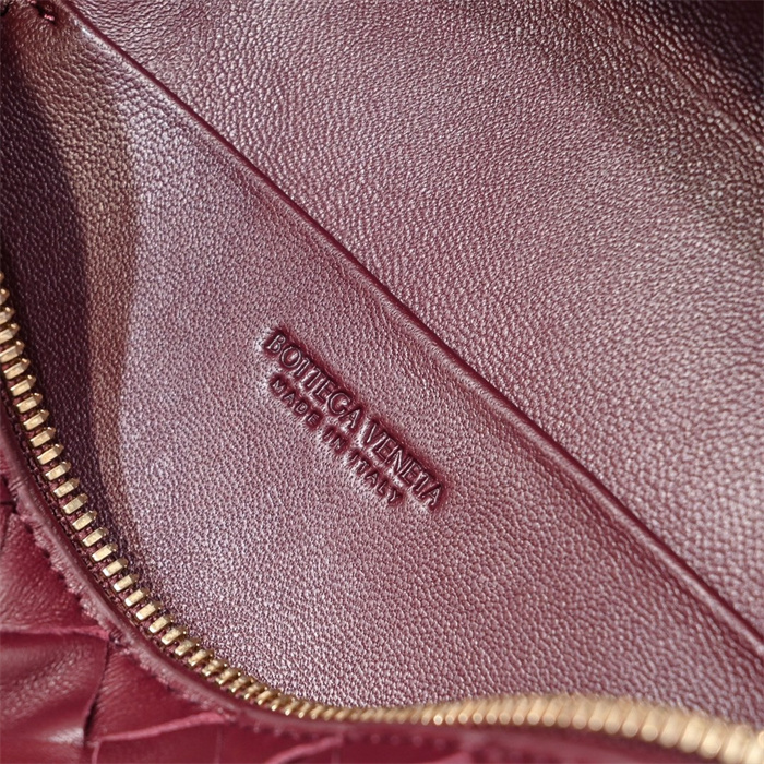 BOTTEGA VENETA 보테가베네타 배니티 케이스 B789109 2024/신상
