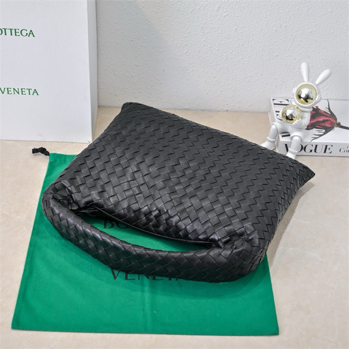 BOTTEGA VENETA 보테가베네타 홉 미디엄 토트백 766262 2024/신상 7COLOR