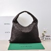 BOTTEGA VENETA 보테가베네타 홉 미디엄 토트백 766262 2024/신상 7COLOR
