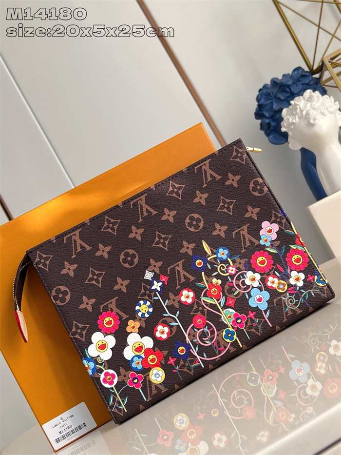 LOUIS VUITTON 루이비통 LV x TM 토일레트리 파우치 M14180 2025/신상