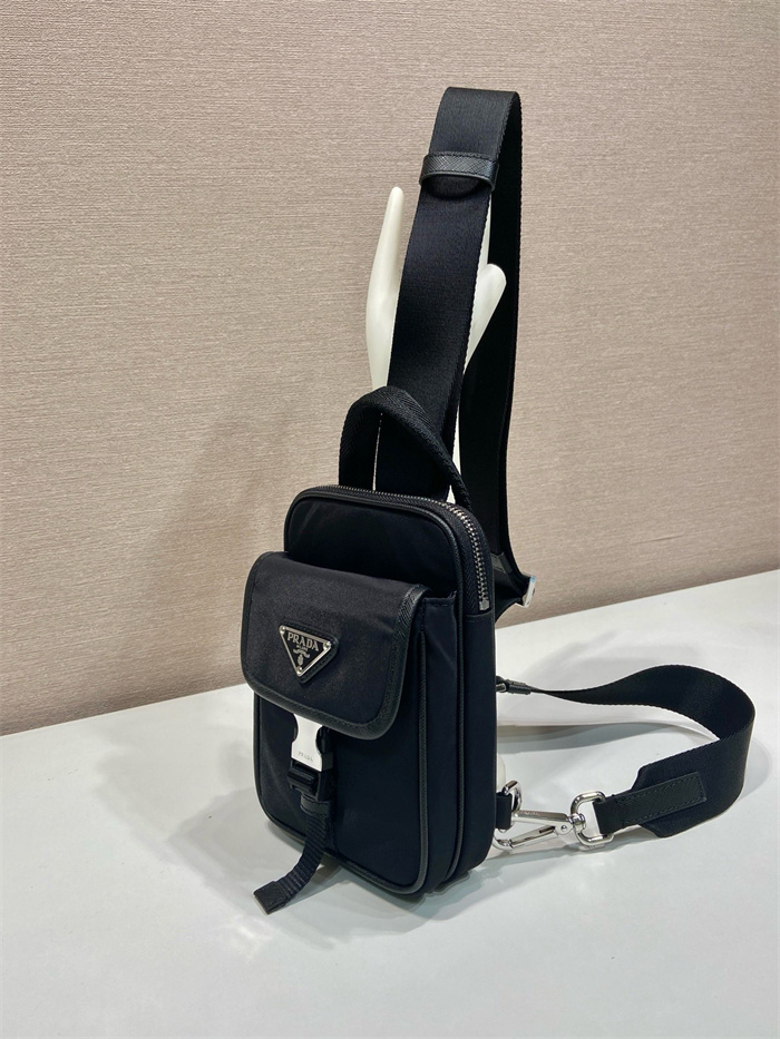 PRADA 프라다 리나일론 사피아노 스마트폰 힙색 2ZH194 2025/신상