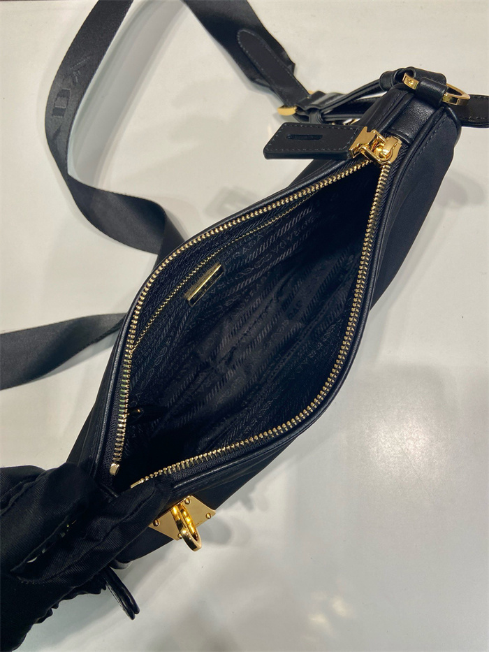 PRADA 프라다 스몰 리나일론 가죽 숄더백 1BC234 2025/신상