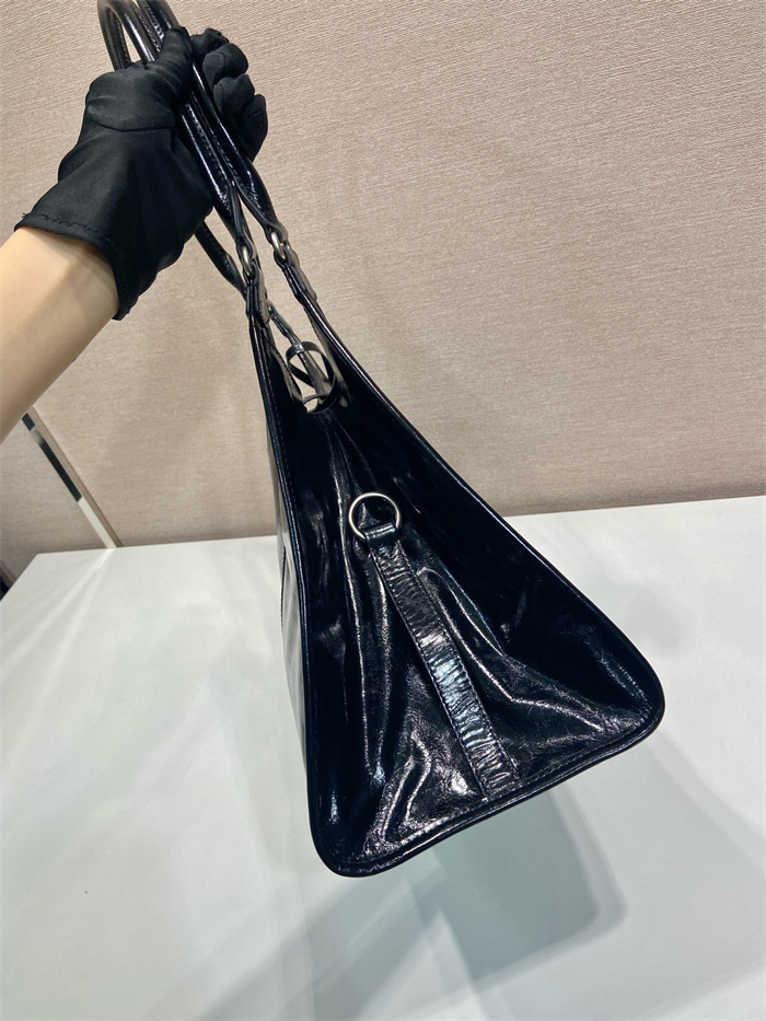 PRADA 프라다 가죽 토트백 1BG570 2025/신상 2COLOR