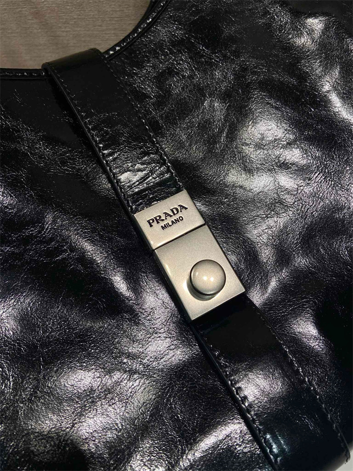 PRADA 프라다 가죽 토트백 1BG570 2025/신상 2COLOR