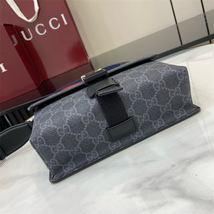 GUCCI 구찌 GG 슈프림 캔버스 미니 크로스백 816953 2025/신상
