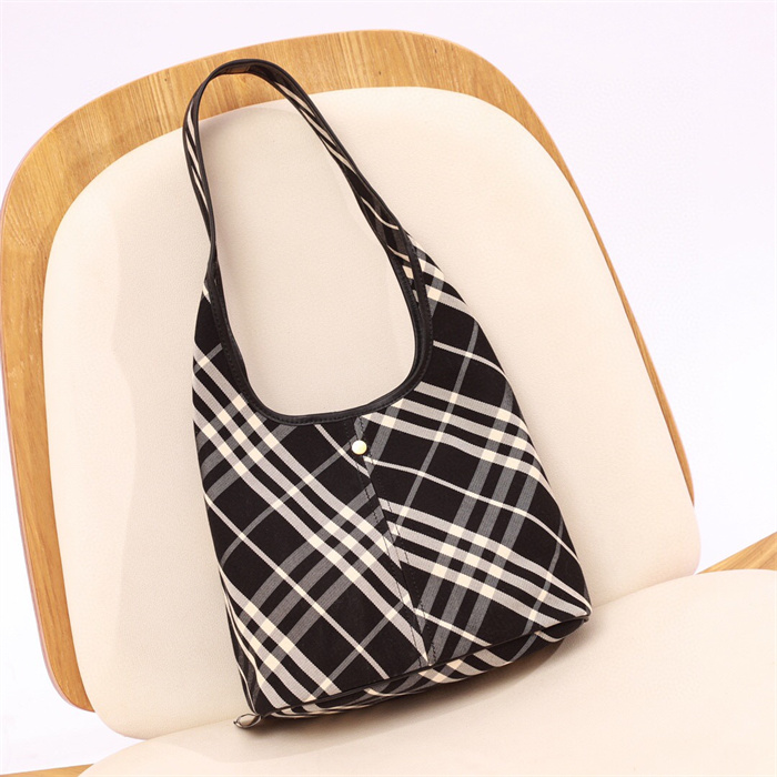 BURBERRY 버버리 호보백 B67915 2025/신상 2COLOR