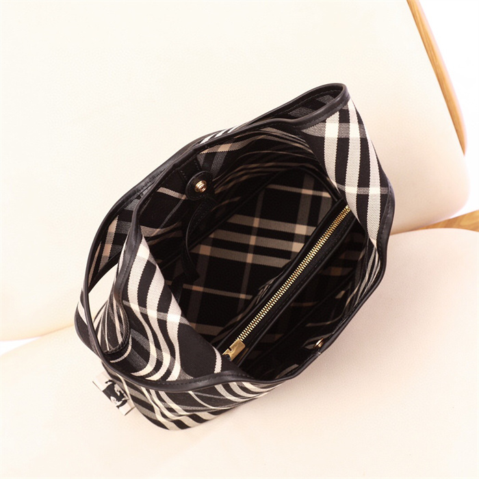 BURBERRY 버버리 호보백 B67915 2025/신상 2COLOR
