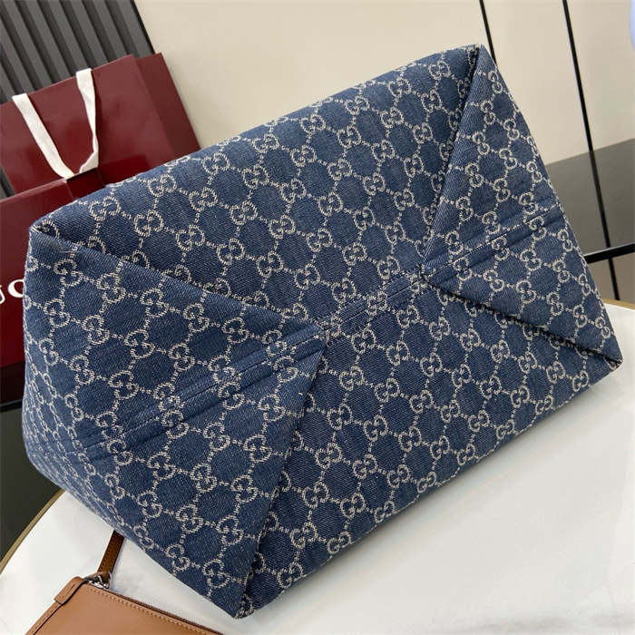 GUCCI 구찌 토티시마 미디엄 토트백 820481