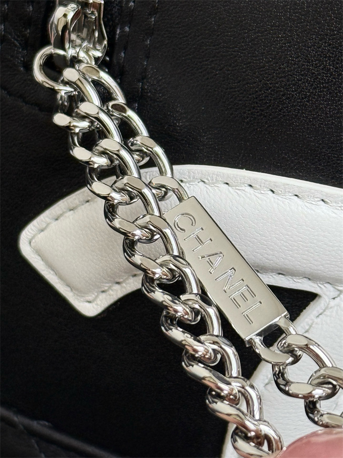 CHANEL 샤넬 볼링백 라지 AS2979