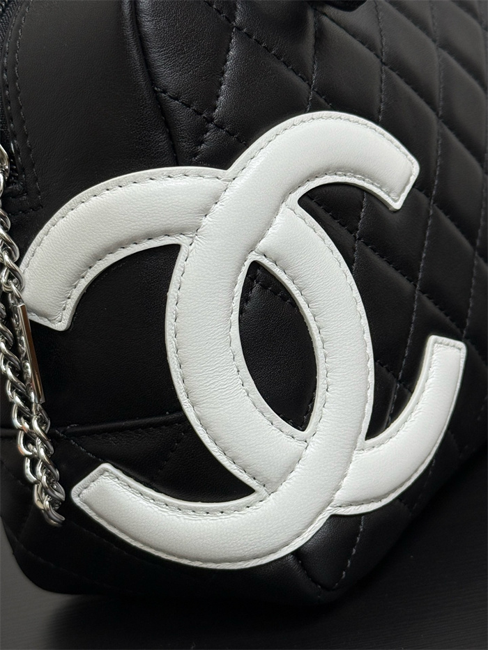 CHANEL 샤넬 볼링백 라지 AS2979