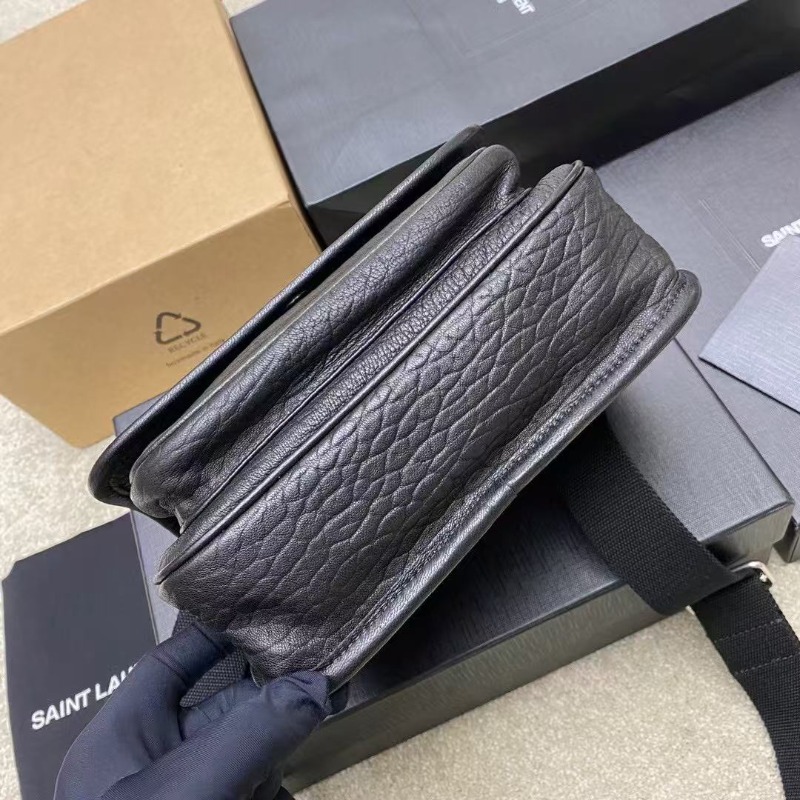 SAINT LAURENT 생로랑 카산드라 그레인 레더 니키백