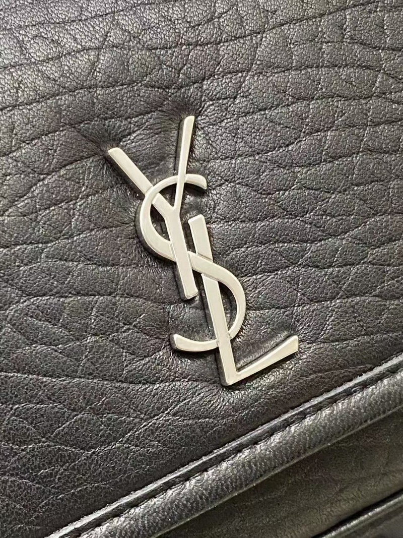 SAINT LAURENT 생로랑 카산드라 그레인 레더 니키백