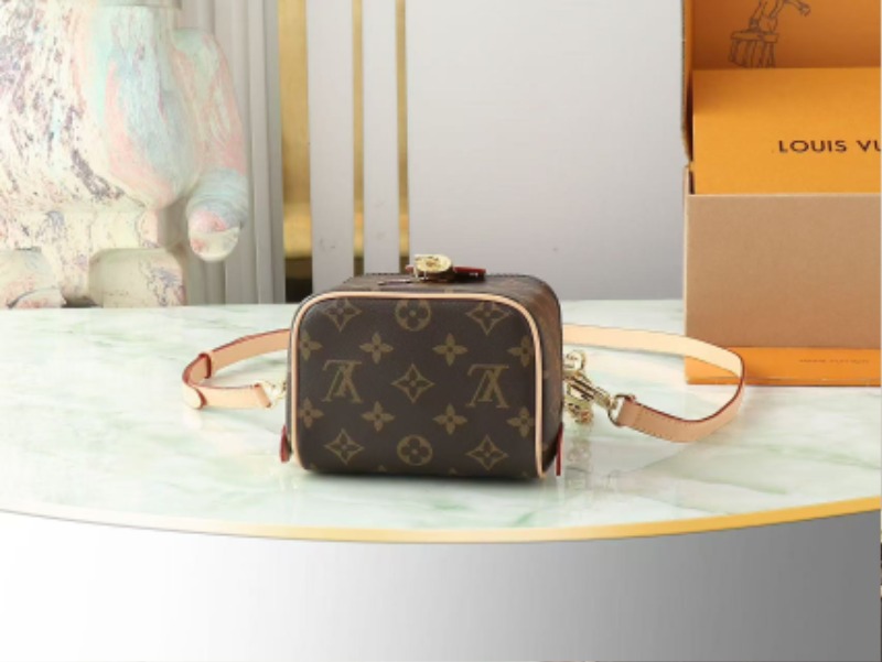 LOUIS VUITTON 루이비통 저스트 인케이스