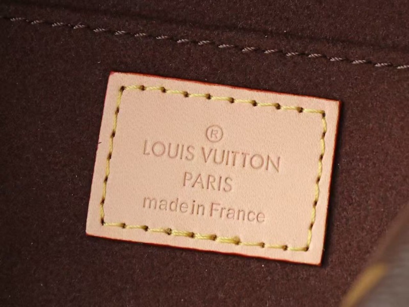 LOUIS VUITTON 루이비통 저스트 인케이스