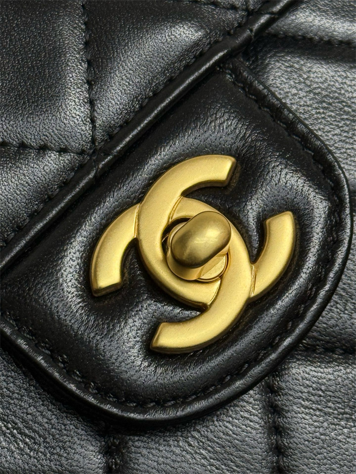 CHANEL 샤넬 켈리백 스몰 AS2056