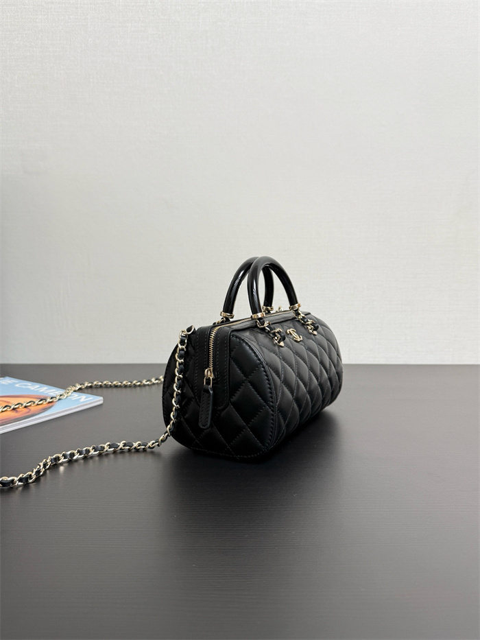 CHANEL 샤넬 미니 볼링백 AS6904