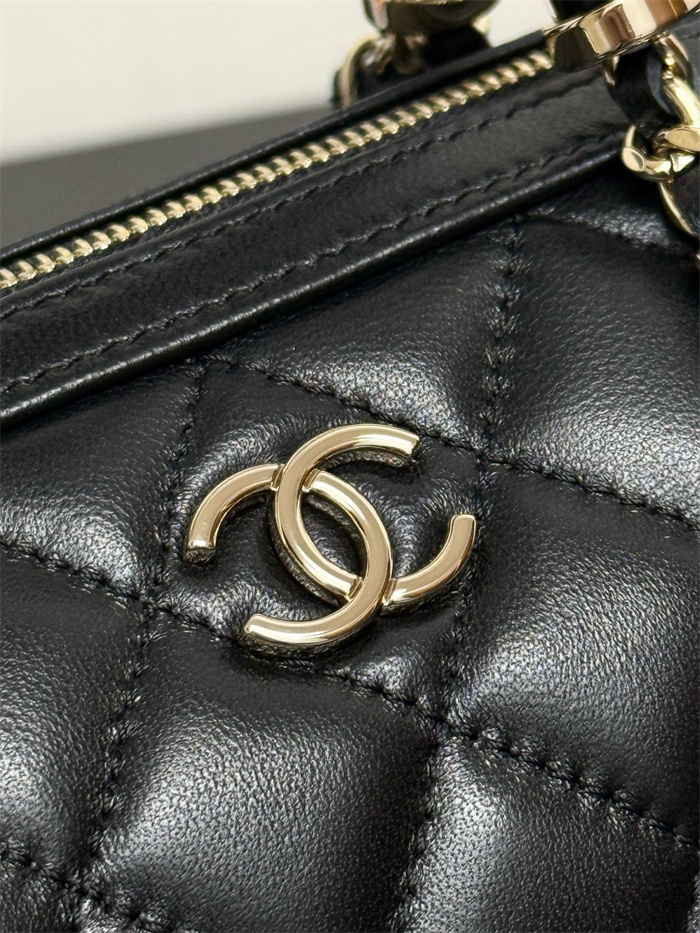 CHANEL 샤넬 미니 볼링백 AS6904