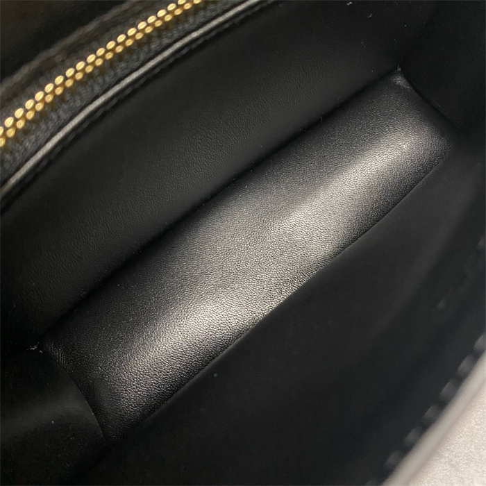 CELINE 셀린느 틴 조세핀 숄더백 121423