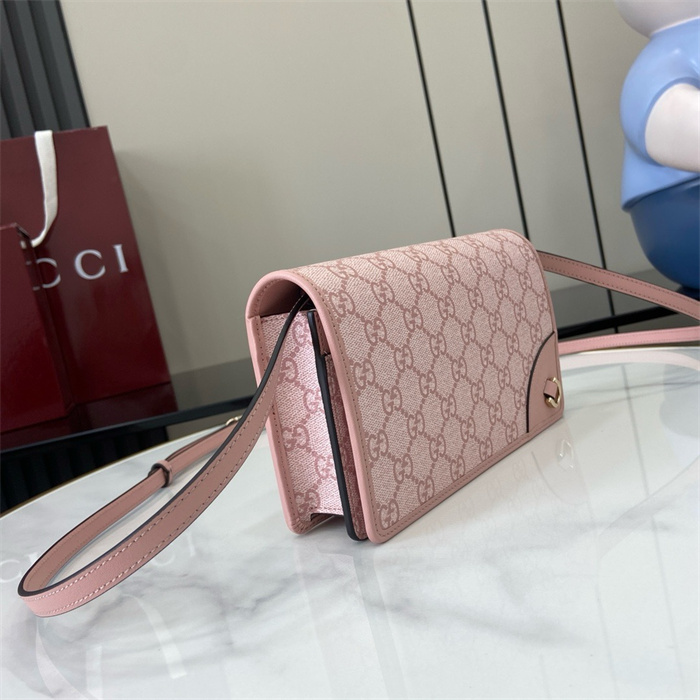 GUCCI 구찌 GG 엠블럼 수퍼 미니 숄더백 820688