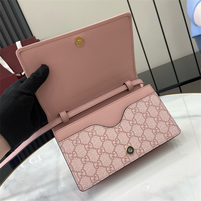 GUCCI 구찌 GG 엠블럼 수퍼 미니 숄더백 820688