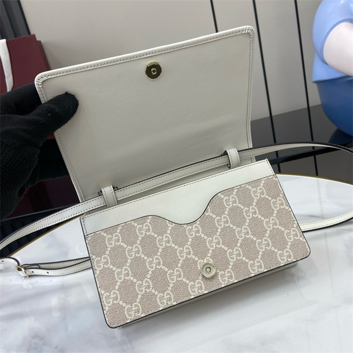 GUCCI 구찌 GG 엠블럼 수퍼 미니 숄더백 820688