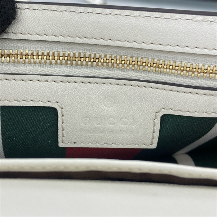 GUCCI 구찌 GG 엠블럼 수퍼 미니 숄더백 820688