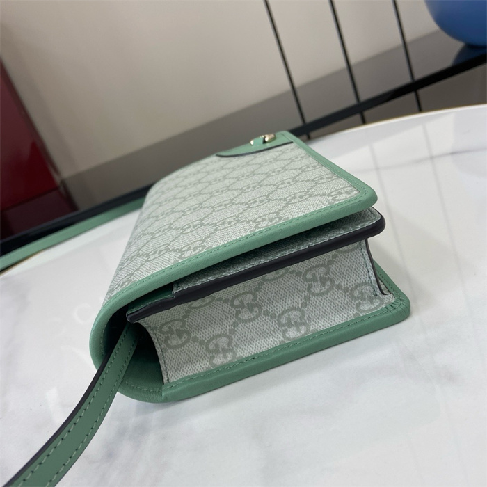 GUCCI 구찌 GG 엠블럼 수퍼 미니 숄더백 820688