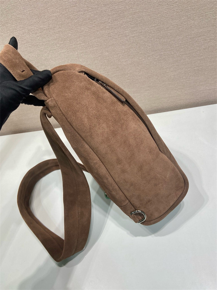 PRADA 프라다 스웨이드 백팩 2VZ114