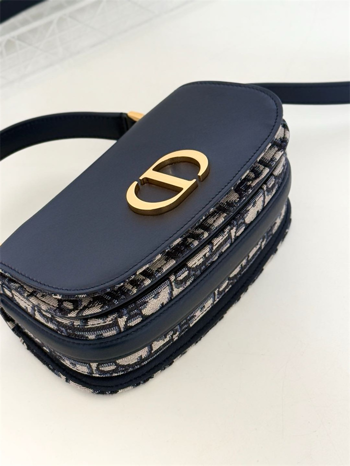 DIOR 디올 탑 핸드백 미니 M9720