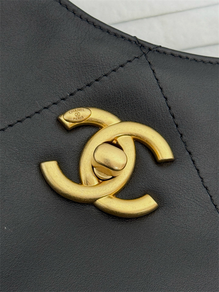 CHANEL 샤넬 토트백 스몰 AS3697